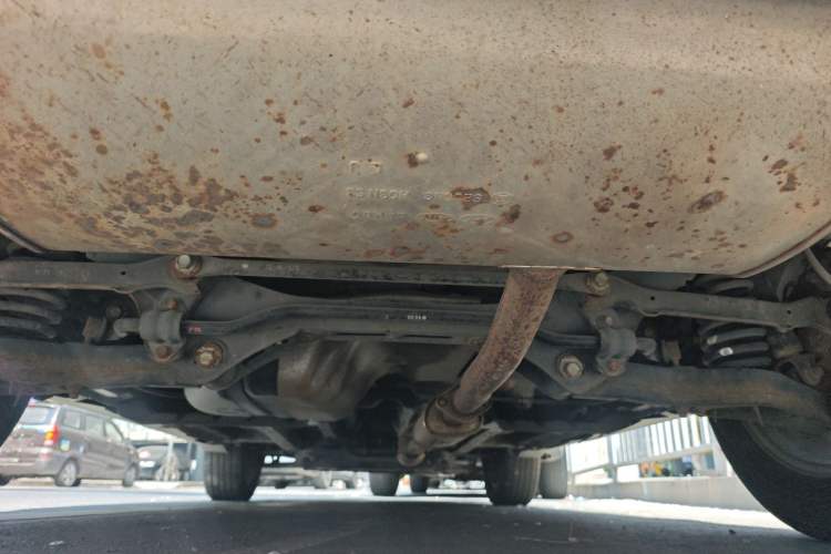 Used Hyundai ix35 2015 2.0L Automatic 2WD Smart Version China V Standard Chassis Rear