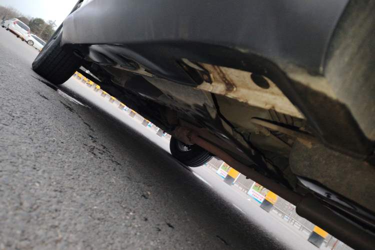 Used Hyundai ix35 2015 2.0L Automatic 2WD Smart Version China V Standard Chassis Rear Left