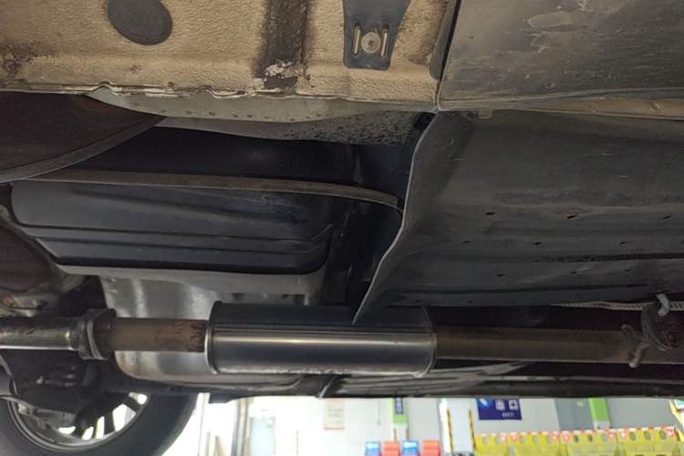Used Hyundai ix35 2015 2.0L Automatic 2WD Smart Version China V Standard Chassis Rear Right