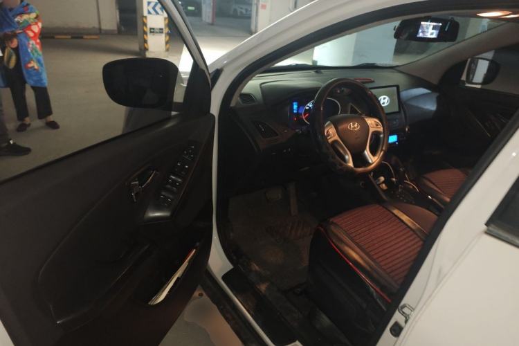 Used Hyundai ix35 2015 2.0L Automatic 2WD Smart Type China IV Driver Seat