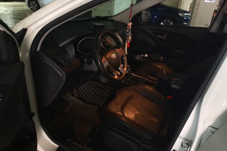 Used Hyundai ix35 2015 2.0L Automatic 2WD Comfort Edition China IV Standard Driver Seat