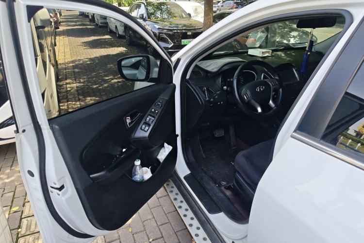 Used Hyundai ix35 2015 2.0L Automatic 2WD Smart Type China IV Driver Seat