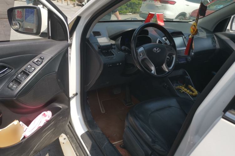 Used Hyundai ix35 2015 2.0L Automatic 2WD Smart Type China IV Driver Seat