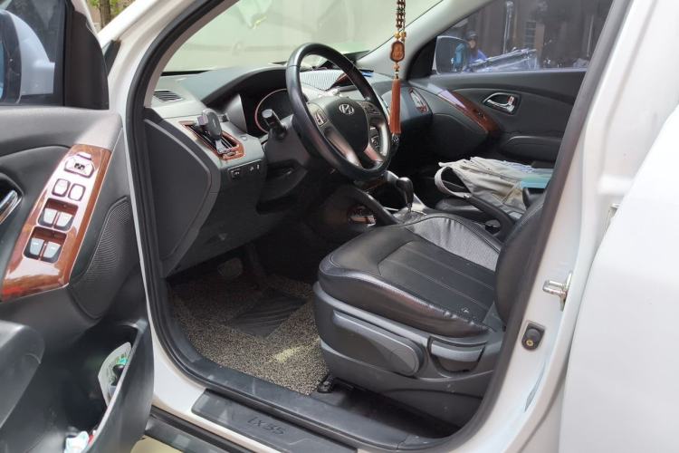 Used Hyundai ix35 2015 2.0L Automatic 2WD Smart Type China IV Driver Seat