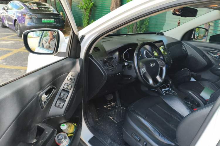 Used Hyundai ix35 2015 2.0L Automatic Two-Wheel Drive Leading Trim China V Standard Driver Seat