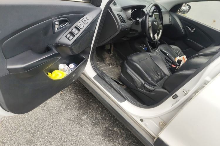 Used Hyundai ix35 2015 2.0L Automatic 2WD Smart Type China IV Driver Seat