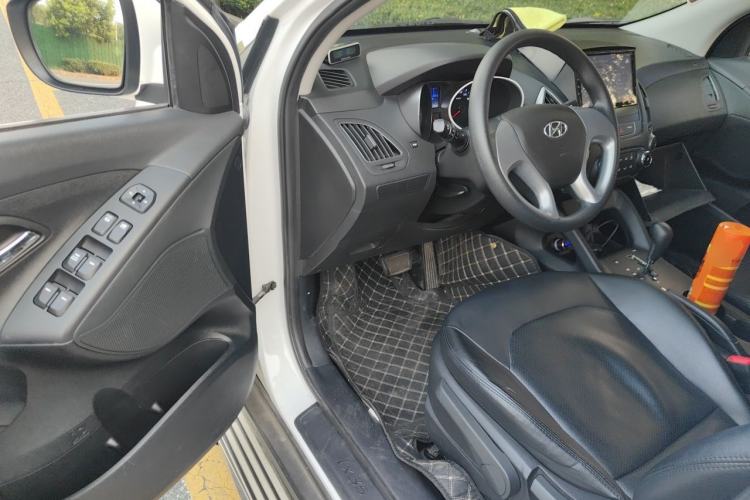 Used Hyundai ix35 2015 2.0L Automatic 2WD Comfort Edition China V Standard Driver Seat