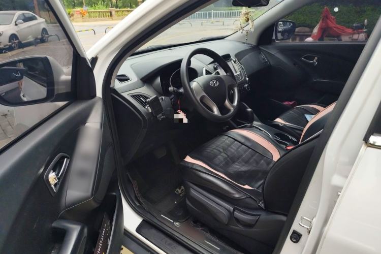 Used Hyundai ix35 2015 2.0L Automatic 2WD Comfort Edition China V Standard Driver Seat