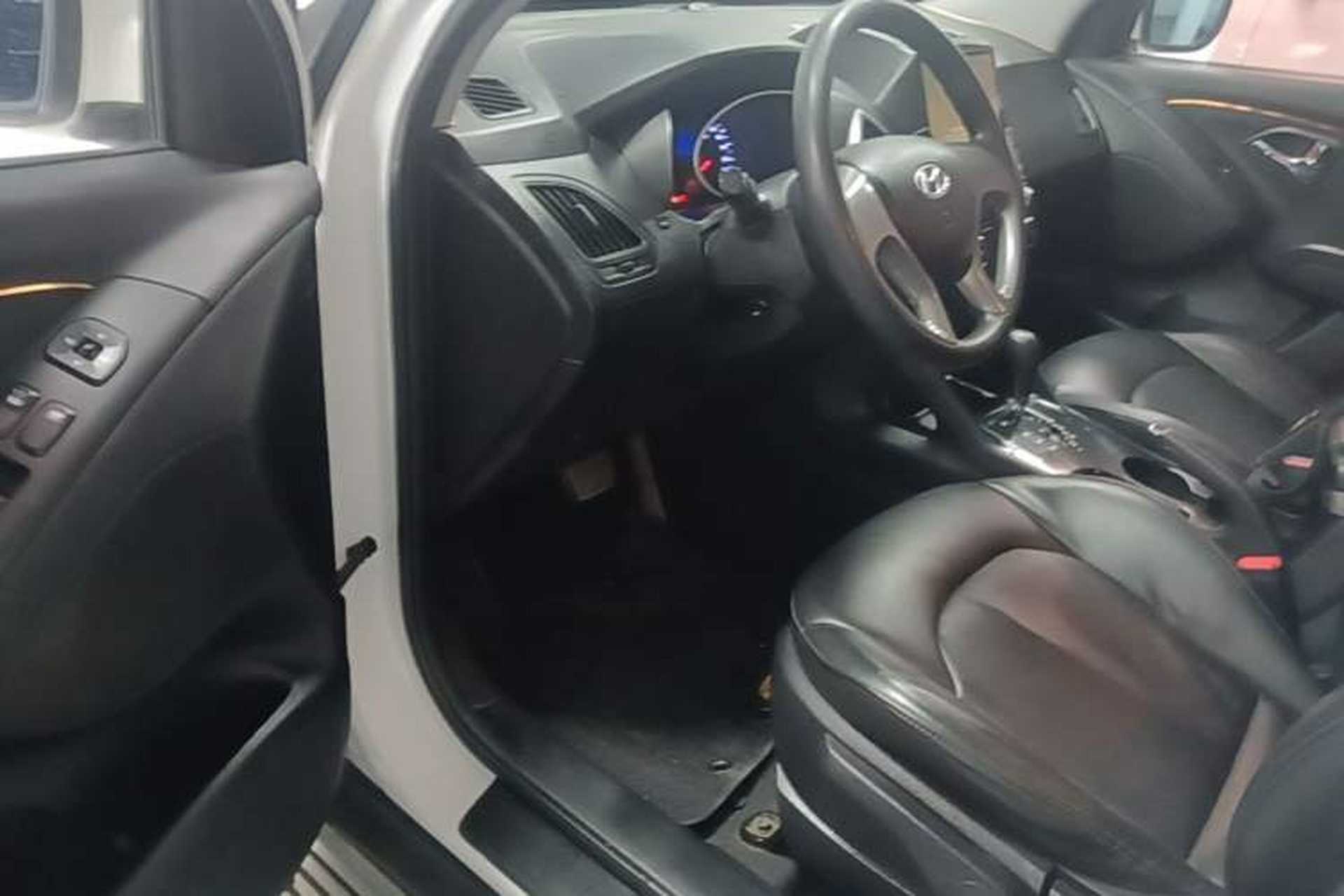 Used Hyundai ix35 2015 2.0L Automatic 2WD Comfort Edition China V Standard Driver Seat