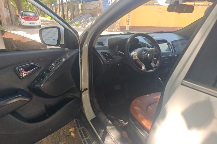 Used Hyundai ix35 2015 2.0L Automatic 2WD Smart Type China IV Driver Seat