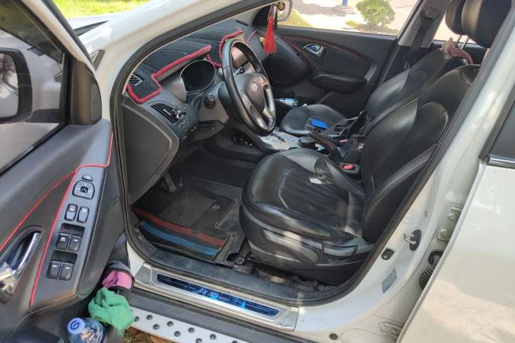 Used Hyundai ix35 2015 2.0L Automatic 2WD Smart Type China IV Driver Seat