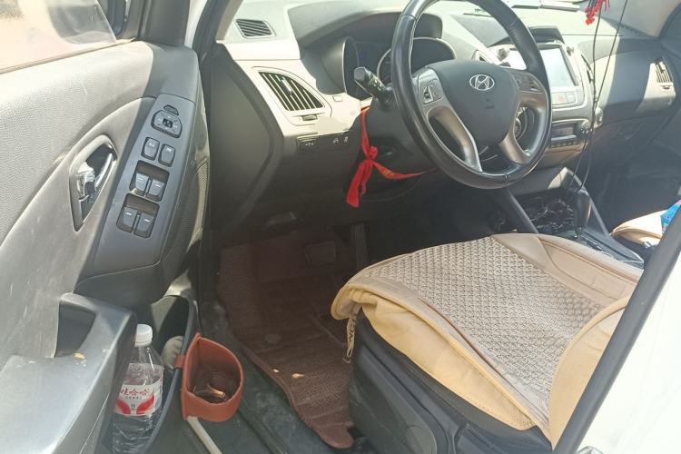 Used Hyundai ix35 2015 2.0L Automatic 2WD Smart Type China IV Driver Seat