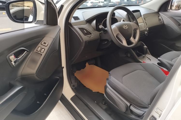 Used Hyundai ix35 2015 2.0L Automatic 2WD Comfort Edition China IV Standard Driver Seat