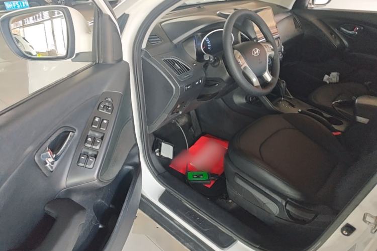 Used Hyundai ix35 2015 2.0L Automatic 2WD Smart Type China IV Driver Seat