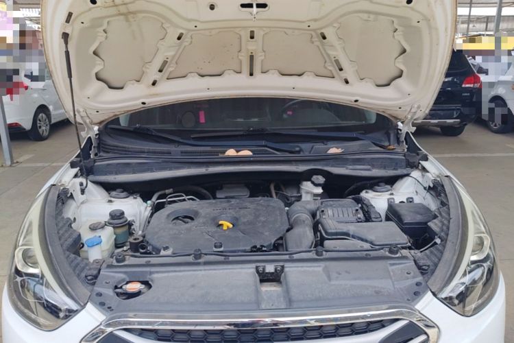 Used Hyundai ix35 2015 2.0L Automatic 2WD Comfort Edition China IV Standard Engine Bay