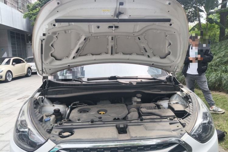 Used Hyundai ix35 2015 2.0L Automatic 2WD Comfort Edition China V Standard Engine Bay