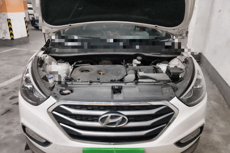 Used Hyundai ix35 2015 2.0L Automatic 2WD Smart Type China IV Engine Bay