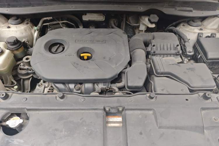 Used Hyundai ix35 2015 2.0L Automatic 2WD Comfort Edition China IV Standard Engine Bay