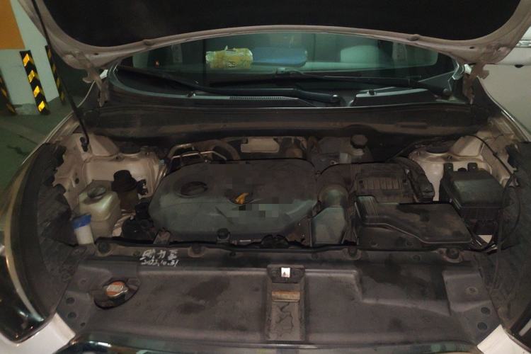 Used Hyundai ix35 2015 2.0L Automatic 2WD Smart Type China IV Engine Bay