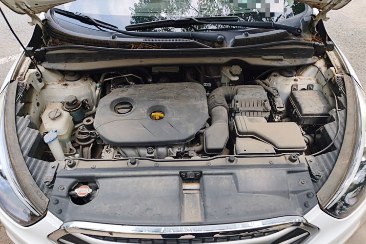 Used Hyundai ix35 2015 2.0L Automatic 2WD Comfort Edition China V Standard Engine Bay