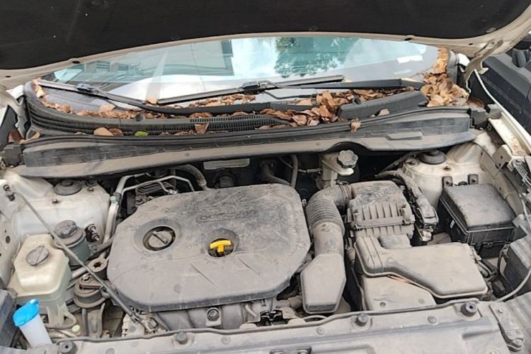 Used Hyundai ix35 2015 2.0L Automatic 2WD Smart Type China IV Engine Bay