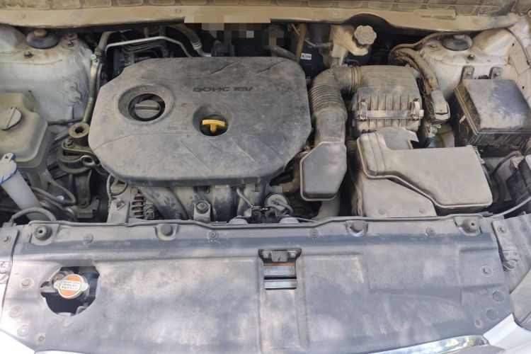 Used Hyundai ix35 2015 2.0L Automatic 2WD Smart Version China V Standard Engine Bay