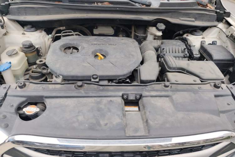 Used Hyundai ix35 2015 2.0L Automatic 2WD Comfort Edition China V Standard Engine Bay
