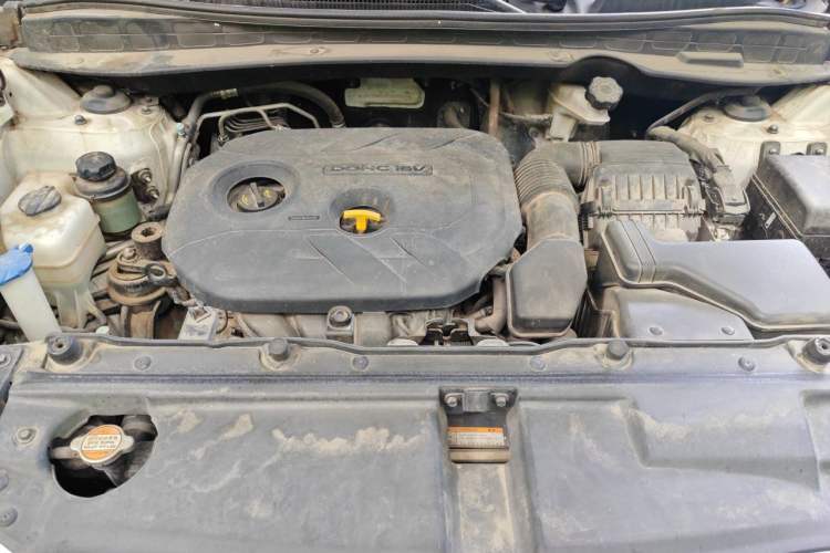 Used Hyundai ix35 2015 2.0L Automatic 2WD Smart Type China IV Engine Bay
