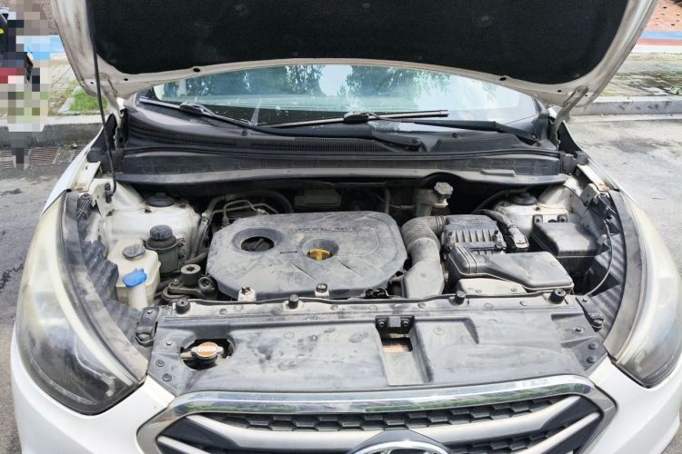 Used Hyundai ix35 2015 2.0L Automatic 2WD Comfort Edition China IV Standard Engine Bay