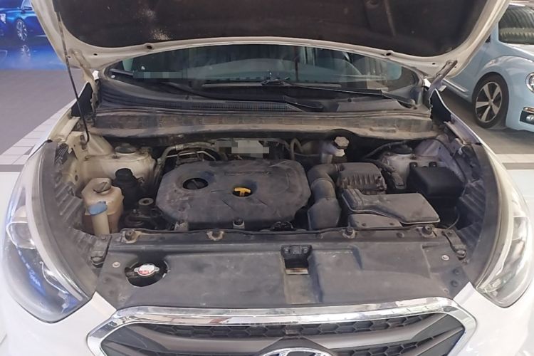 Used Hyundai ix35 2015 2.0L Automatic 2WD Smart Type China IV Engine Bay