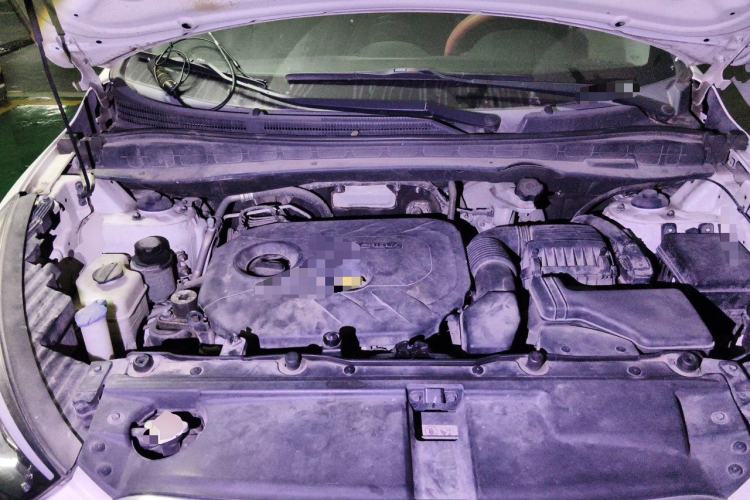 Used Hyundai ix35 2015 2.0L Automatic 2WD Comfort Edition China IV Standard Engine Bay