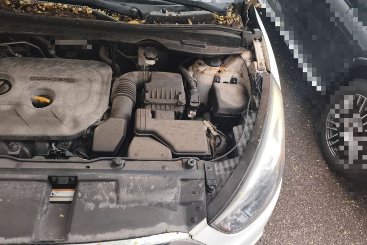 Used Hyundai ix35 2015 2.0L Automatic 2WD Smart Version China V Standard Engine Bay Left