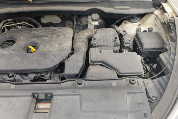 Used Hyundai ix35 2015 2.0L Automatic 2WD Comfort Edition China IV Standard Engine Bay Left