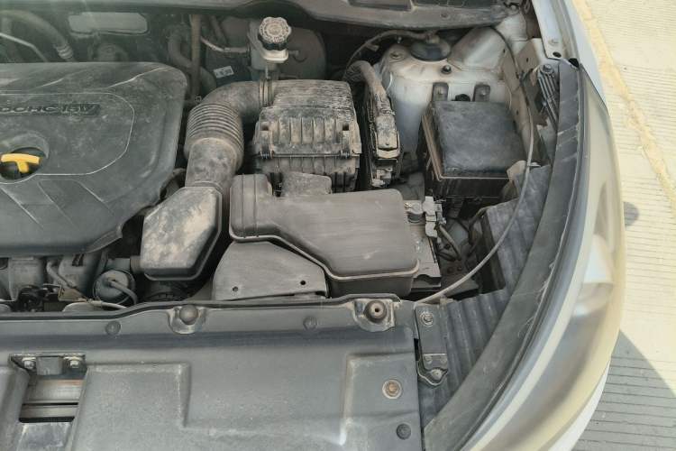 Used Hyundai ix35 2015 2.0L Automatic 2WD Comfort Edition China IV Standard Engine Bay Left
