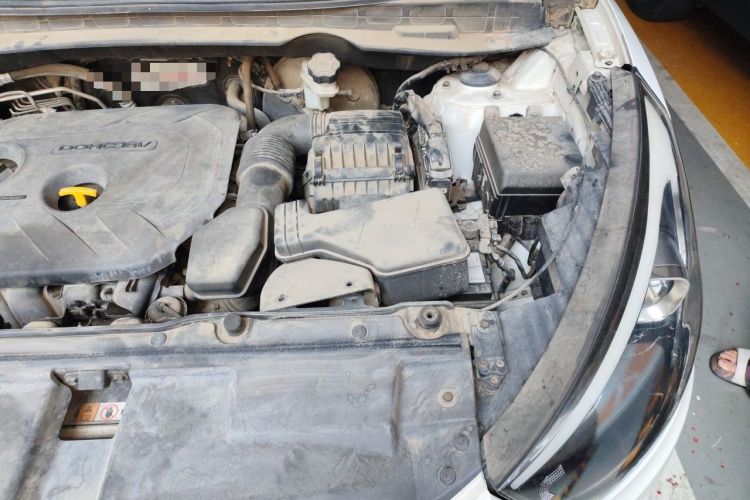 Used Hyundai ix35 2015 2.0L Automatic 2WD Smart Type China IV Engine Bay Left