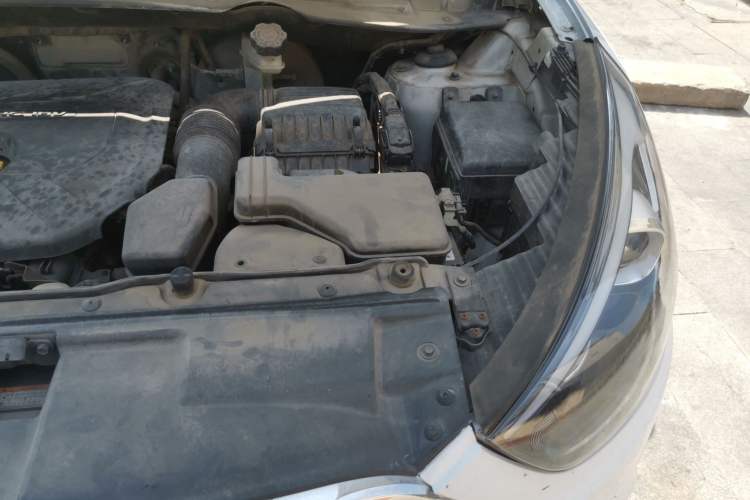 Used Hyundai ix35 2015 2.0L Automatic 2WD Smart Type China IV Engine Bay Left