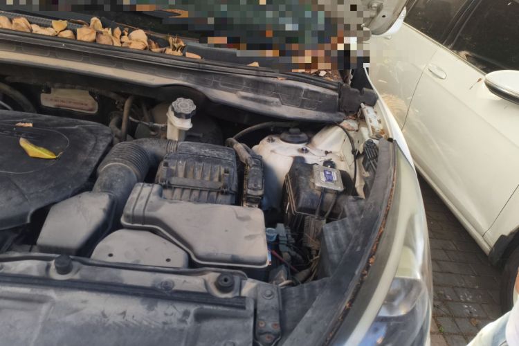 Used Hyundai ix35 2015 2.0L Automatic 2WD Smart Type China IV Engine Bay Left