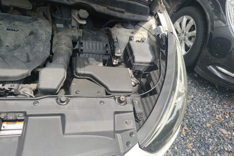 Used Hyundai ix35 2015 2.0L Automatic 2WD Smart Type China IV Engine Bay Left