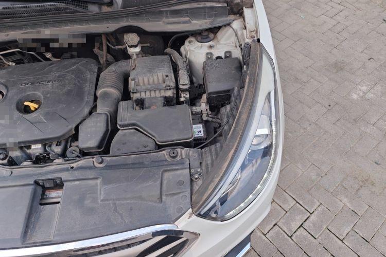 Used Hyundai ix35 2015 2.0L Automatic 2WD Smart Type China IV Engine Bay Left