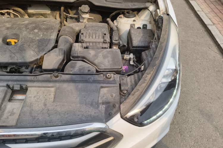 Used Hyundai ix35 2015 2.0L Automatic 2WD Smart Type China IV Engine Bay Left