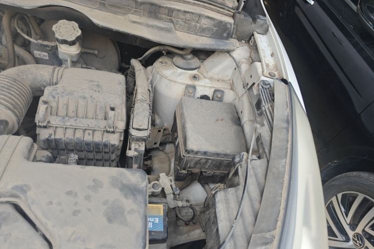Used Hyundai ix35 2015 2.0L Automatic 2WD Comfort Edition China IV Standard Engine Bay Left