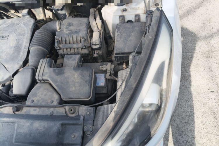 Used Hyundai ix35 2015 2.0L Automatic 2WD Smart Type China IV Engine Bay Left