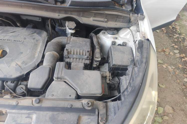 Used Hyundai ix35 2015 2.0L Automatic 2WD Smart Type China IV Engine Bay Left