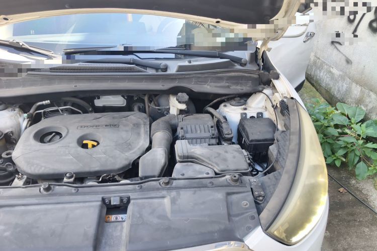 Used Hyundai ix35 2015 2.0L Automatic 2WD Smart Type China IV Engine Bay Left