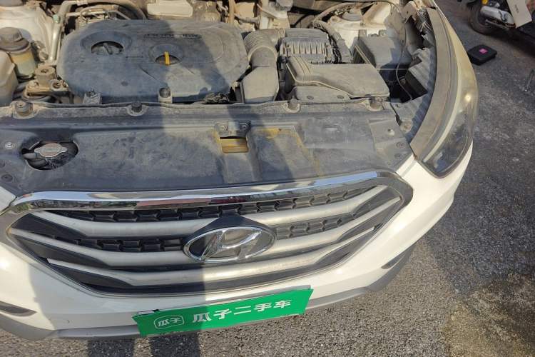 Used Hyundai ix35 2015 2.0L Automatic 2WD Smart Type China IV Engine Bay Left