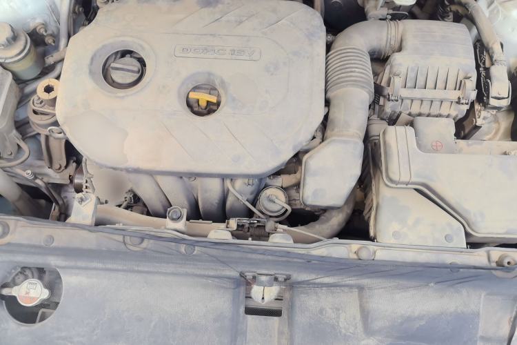 Used Hyundai ix35 2015 2.0L Automatic 2WD Comfort Edition China IV Standard Engine Bay