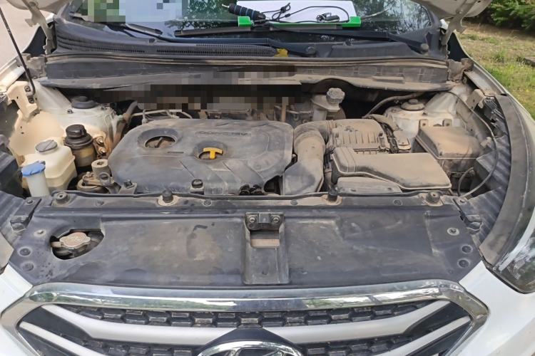 Used Hyundai ix35 2015 2.0L Automatic 2WD Comfort Edition China IV Standard Engine Bay