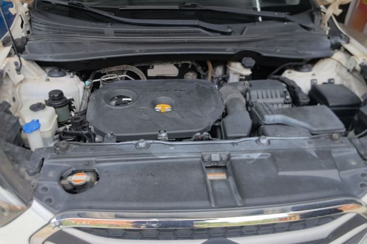 Used Hyundai ix35 2015 2.0L Automatic 2WD Comfort Edition China V Standard Engine Bay