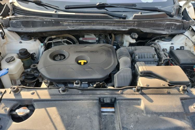 Used Hyundai ix35 2015 2.0L Manual Two-Wheel Drive Comfort Version China IV Standard Engine Bay