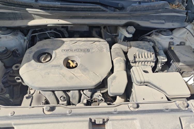 Used Hyundai ix35 2015 2.0L Automatic 2WD Smart Type China IV Engine Bay